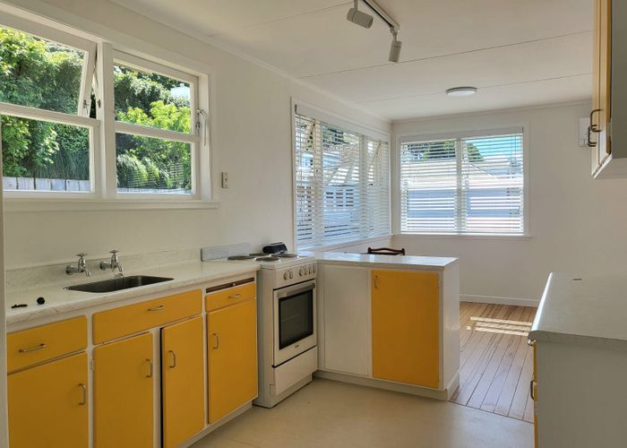  at 4/10 Oaklands Rd, Mount Eden, Auckland City, Auckland