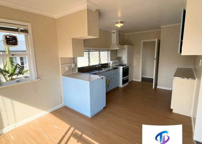  at 291 Rangatira Road, Beach Haven, North Shore City, Auckland