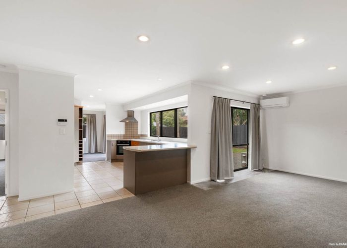  at 5 Four Oaks Place, Pukekohe, Franklin, Auckland