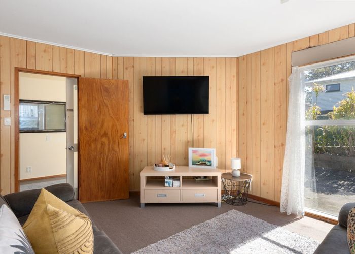  at 43 Fantame Street, Cannons Creek, Porirua, Wellington