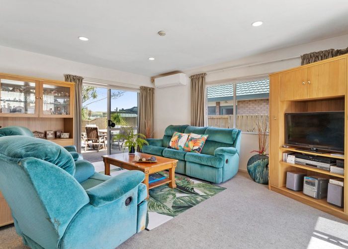  at 35  Romana Crescent, Papamoa, Tauranga, Bay Of Plenty