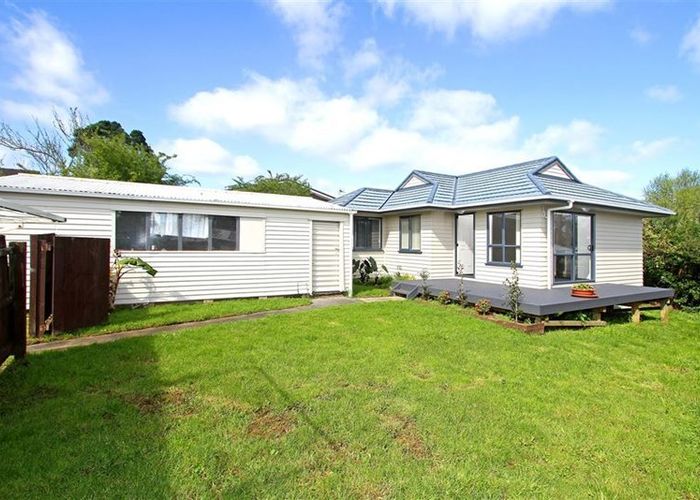  at 19A Sabot Place, Massey, Waitakere City, Auckland