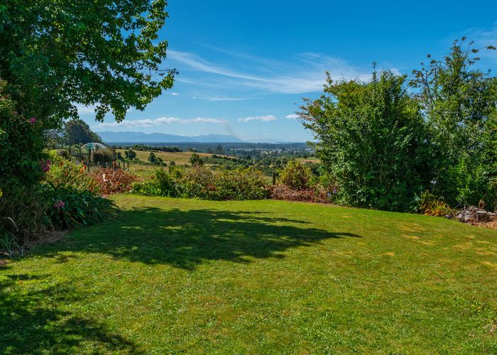  at 30 Pye Road, Geraldine Downs