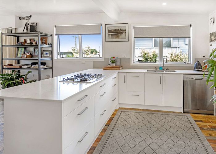  at 37 Roretana Drive, Athenree, Western Bay Of Plenty, Bay Of Plenty