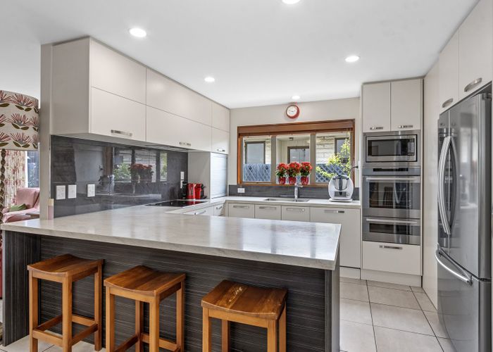  at 33 Crofton Road, Harewood, Christchurch City, Canterbury