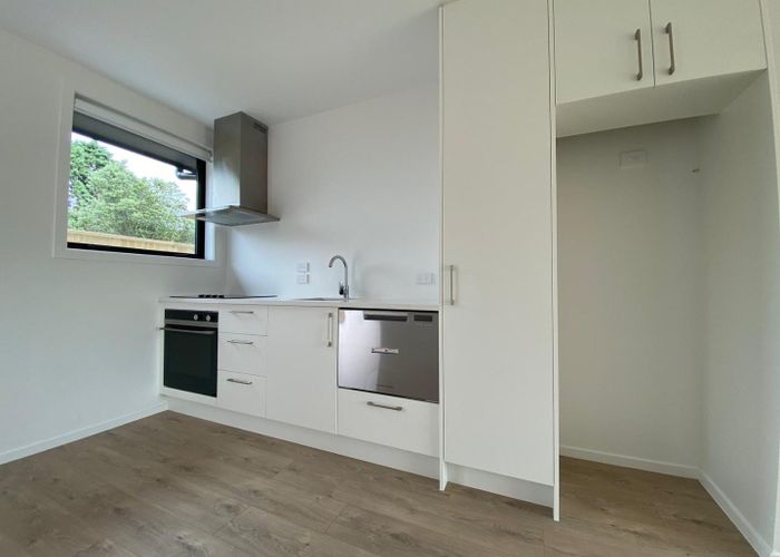  at 8/54 Barrack Road, Mount Wellington, Auckland City, Auckland