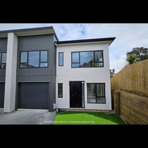  at 43C Mirrabooka Avenue, Botany Downs, Auckland