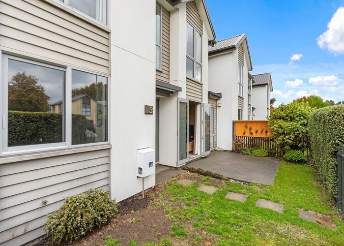  at 3 Yew Tree Lane, Hillmorton, Christchurch
