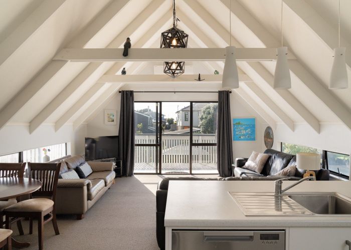  at 1281 Papamoa Beach Road, Papamoa, Tauranga, Bay Of Plenty