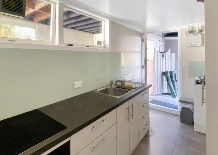  at 1/18 Olsen Avenue, Hillsborough, Auckland City, Auckland