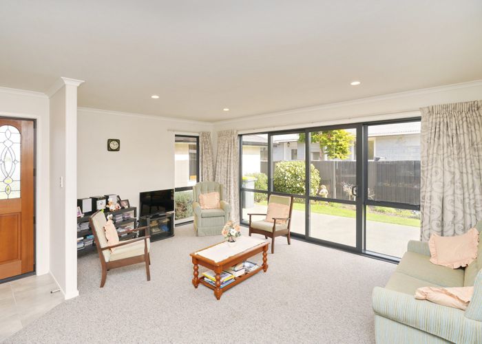  at 14 Royal Park Drive, Parklands, Christchurch