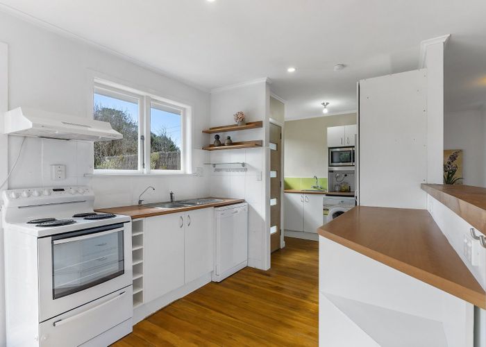  at 12 Bollard Ave, New Windsor, Auckland City, Auckland