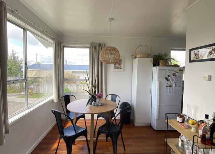  at 5 Bay Grove, Pukehangi, Rotorua, Bay Of Plenty