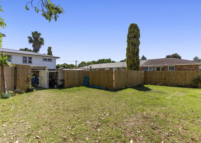  at 86 Canal Road, Avondale, Auckland City, Auckland