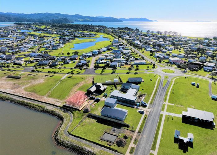  at 338 Harbour Drive East, Matarangi, Whitianga