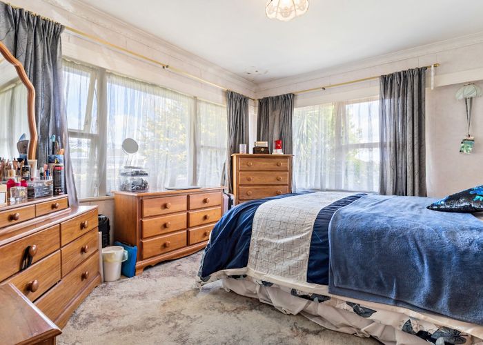  at 17 McLeod Road, Weymouth, Manukau City, Auckland