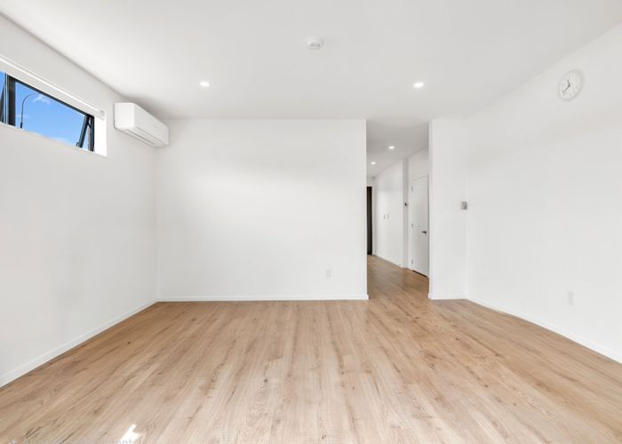  at 6 Manahau Lane, Flat Bush, Manukau City, Auckland