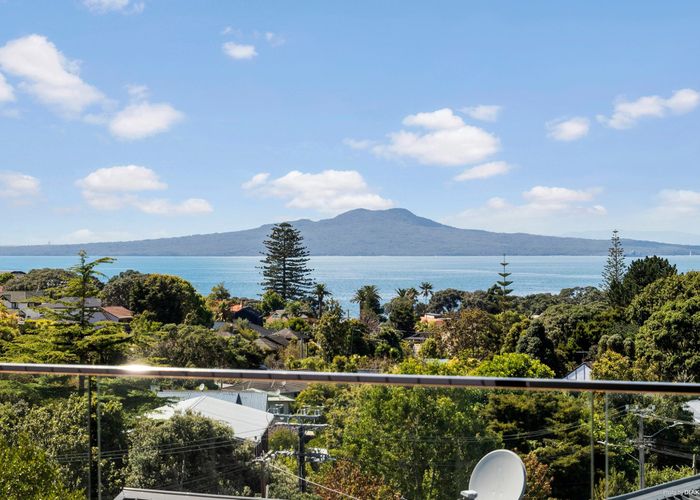  at 50C Lyons Avenue, Murrays Bay, North Shore City, Auckland