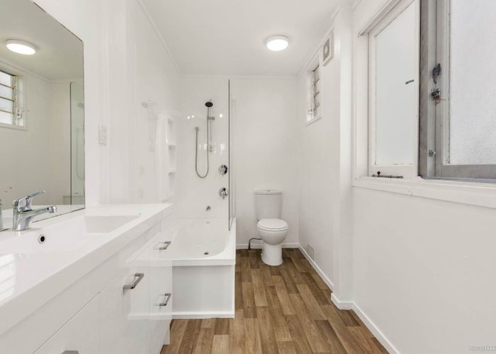  at 8 Colbeck Road, Waiuku, Franklin, Auckland