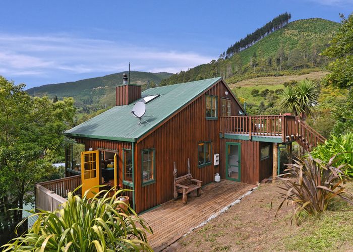  at 21 Robinson Road, The Brook, Nelson