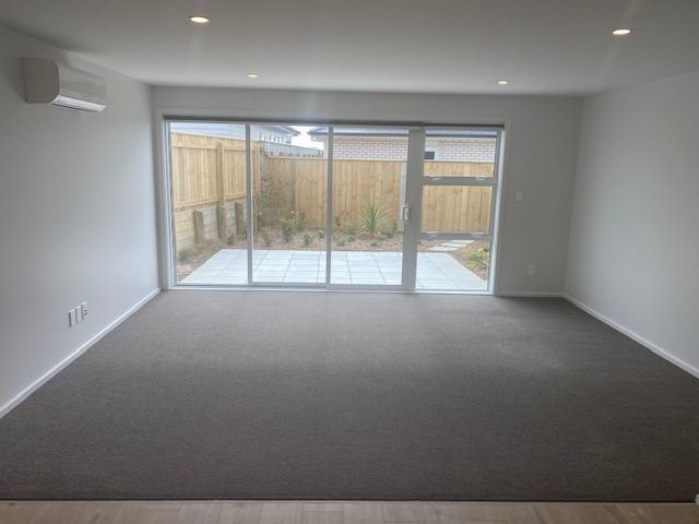  at 160B Navigation Drive, Whitby, Porirua