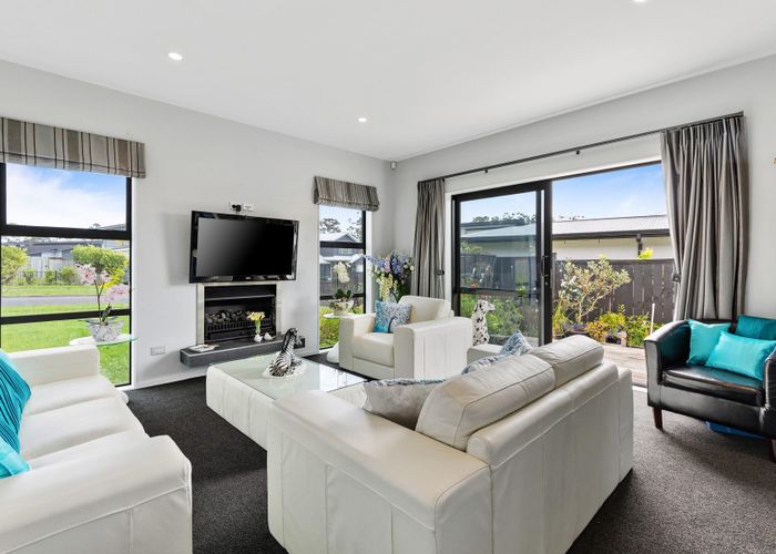  at 15 Blackwood Road, Silverdale, Silverdale