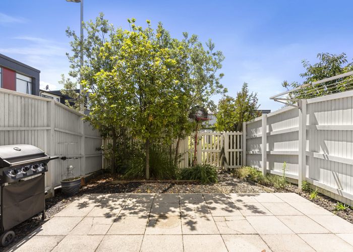  at 1 Tahuhu road, Mount Wellington, Auckland