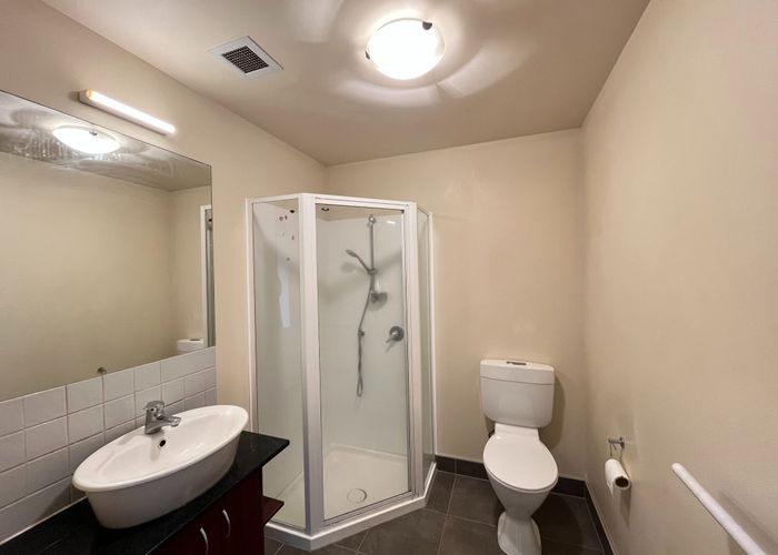  at 5F/17 Crown Lynn Place, New Lynn, Waitakere City, Auckland