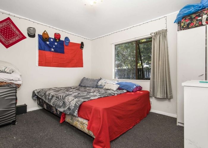  at 1/38 Maplesden Drive, Clendon Park, Manukau City, Auckland