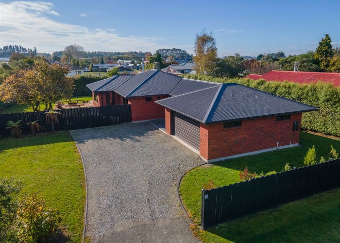  at 18 Mclean Street, Glenavy, Waimate