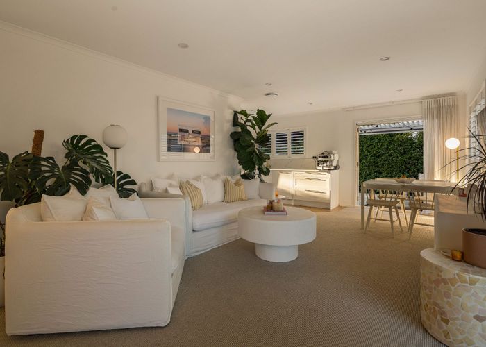  at 2/164 Church Street, Onehunga, Auckland