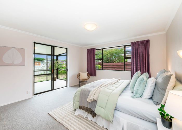  at 2/100 HILLCREST Road, RAUMATI BEACH, PARAPARAUMU