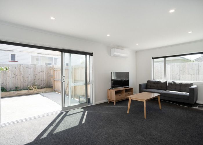  at 15b Leeds Street, Milson, Palmerston North, Manawatu / Whanganui