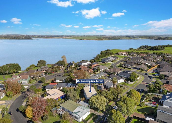  at 28 Sunningdale Street, Wattle Downs, Manukau City, Auckland