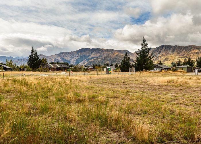 at 3 Moonraker Place, LAKE HAWEA