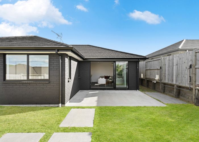  at 2/10 Bostonkip Crescent, Fitzroy, Hamilton, Waikato