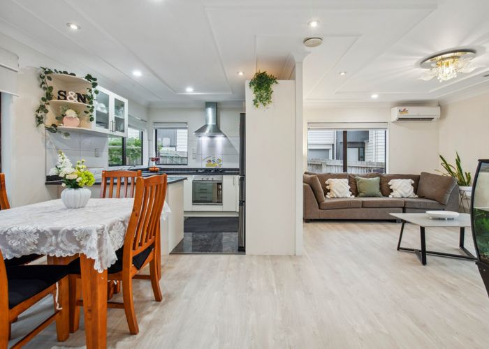  at 2/45 Ashlynne Avenue, Papatoetoe, Manukau City, Auckland
