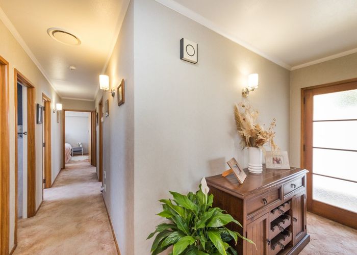  at 17 Tararua Terrace, Cloverlea, Palmerston North