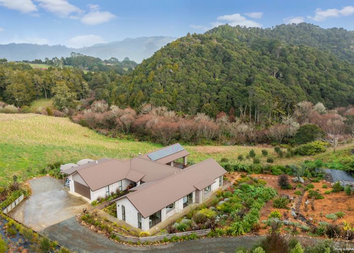  at 82 Axtens Road, Bombay