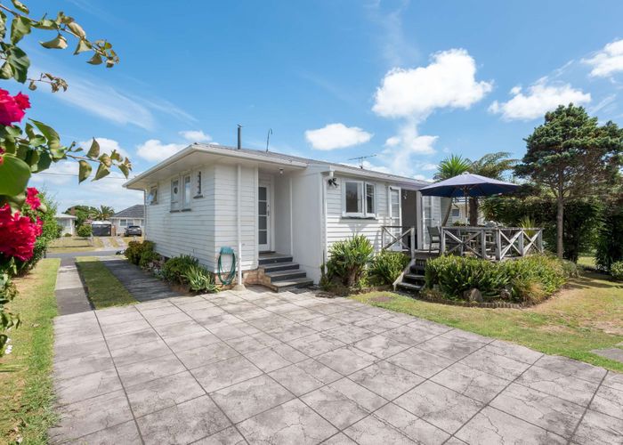  at 26 Awatere Street, Clover Park, Auckland