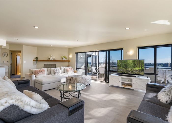  at 8 Lorrigan Way, Welcome Bay, Tauranga, Bay Of Plenty