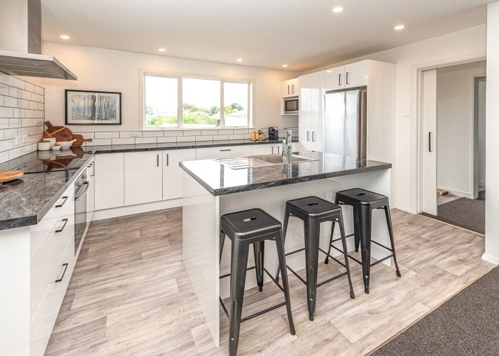  at 81 Carlton Avenue, Tawhero, Whanganui