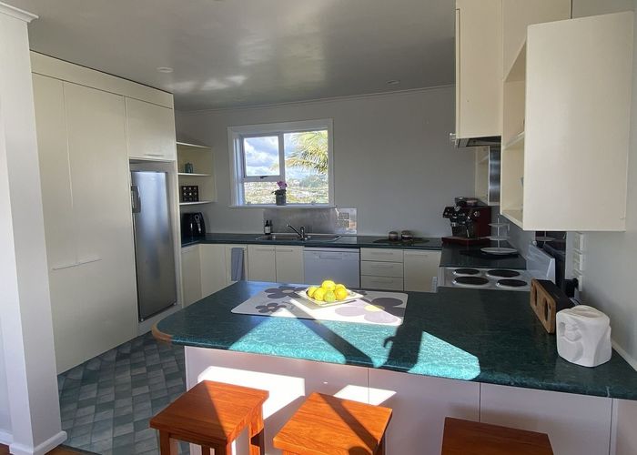  at 8A Melandra Road, Stanmore Bay, Rodney, Auckland