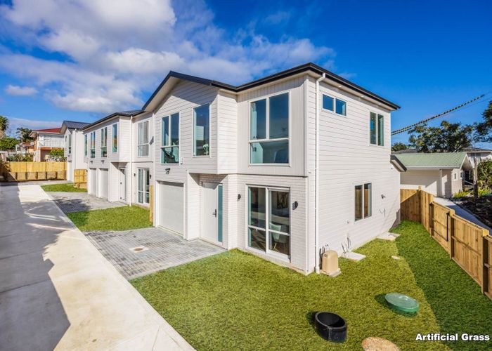  at 4 Collie Street, Hill Park, Manukau City, Auckland