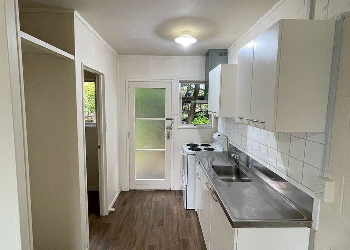  at 2/13 Copley Street, New Lynn, Waitakere City, Auckland