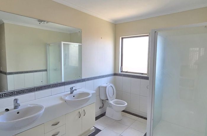  at 12 Glanmire Place, Flat Bush, Manukau City, Auckland