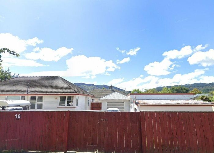  at 16 Davis Crescent, Elderslea, Upper Hutt