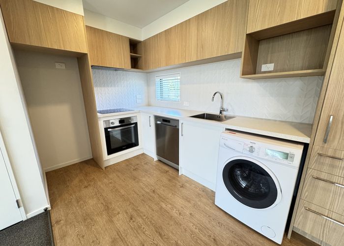  at 5/6 Barrie Street, Addington, Christchurch City, Canterbury