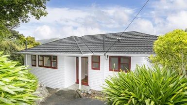  at 9 Columbia Way, Kingston, Wellington
