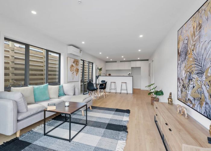  at 116B Birkdale Road, Birkdale, Auckland